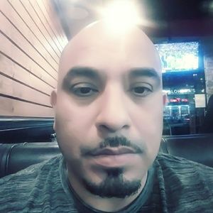 Meet your Posher, Luis